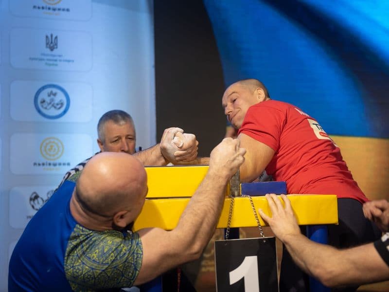 Чемпіонат України, день 1
