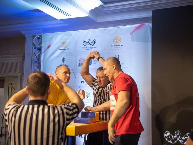 Чемпіонат України, день 1