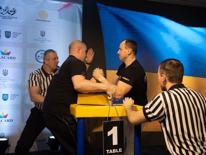 Чемпіонат України, день 1
