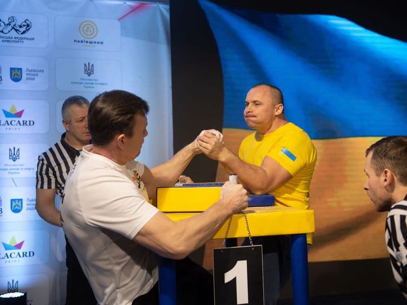 Чемпіонат України, день 1