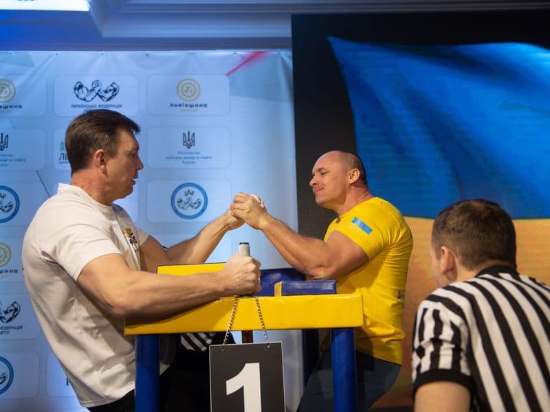 Чемпіонат України, день 1