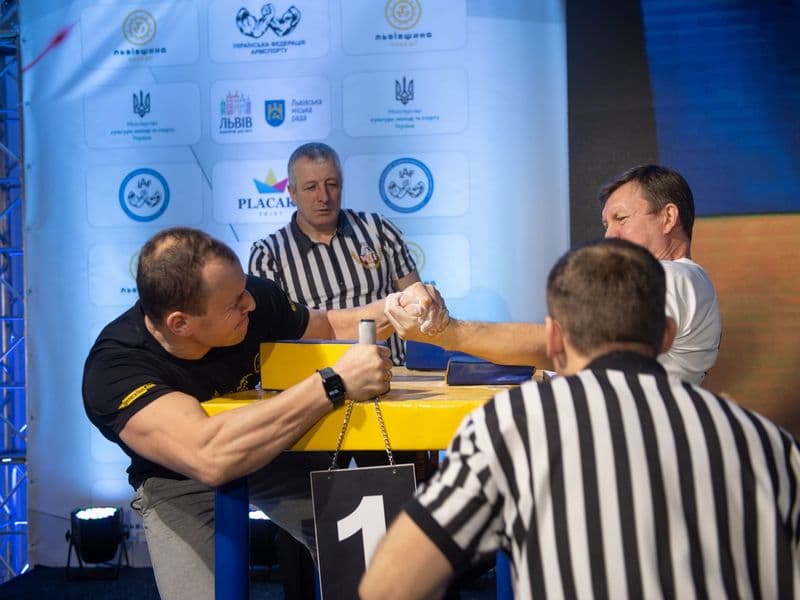 Чемпіонат України, день 1