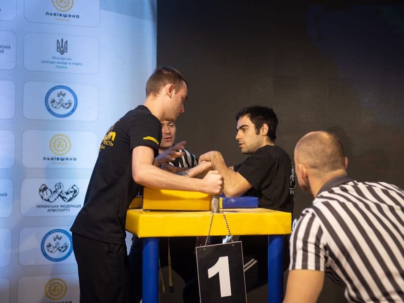 Чемпіонат України, день 1