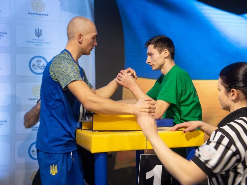 Чемпіонат України, день 1