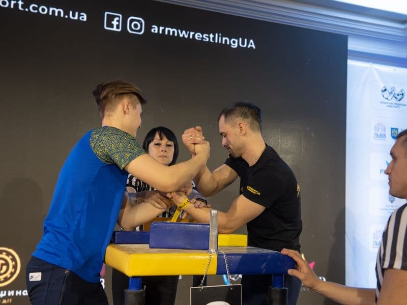 Чемпіонат України, день 1