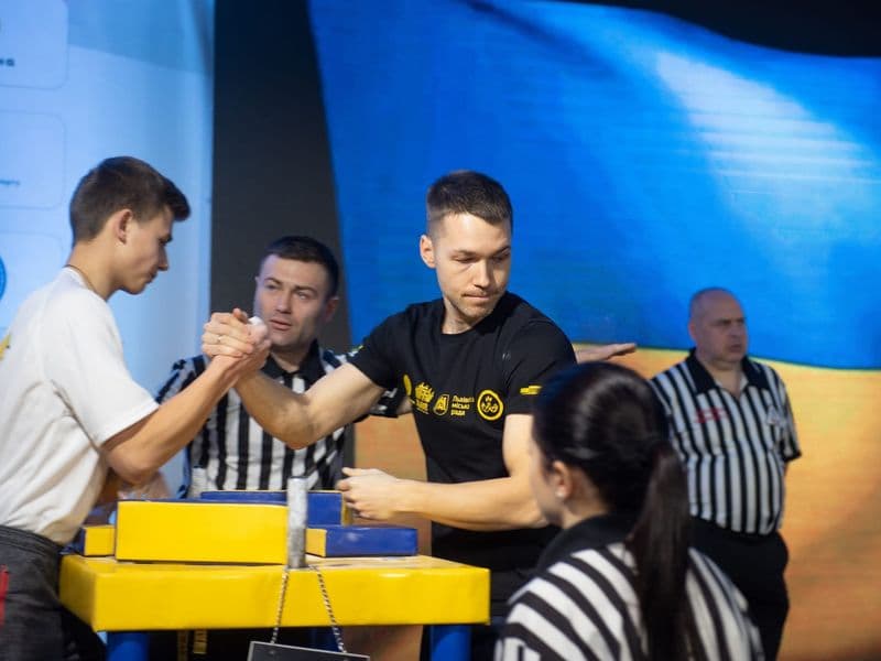 Чемпіонат України, день 1