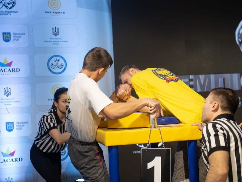 Чемпіонат України, день 1