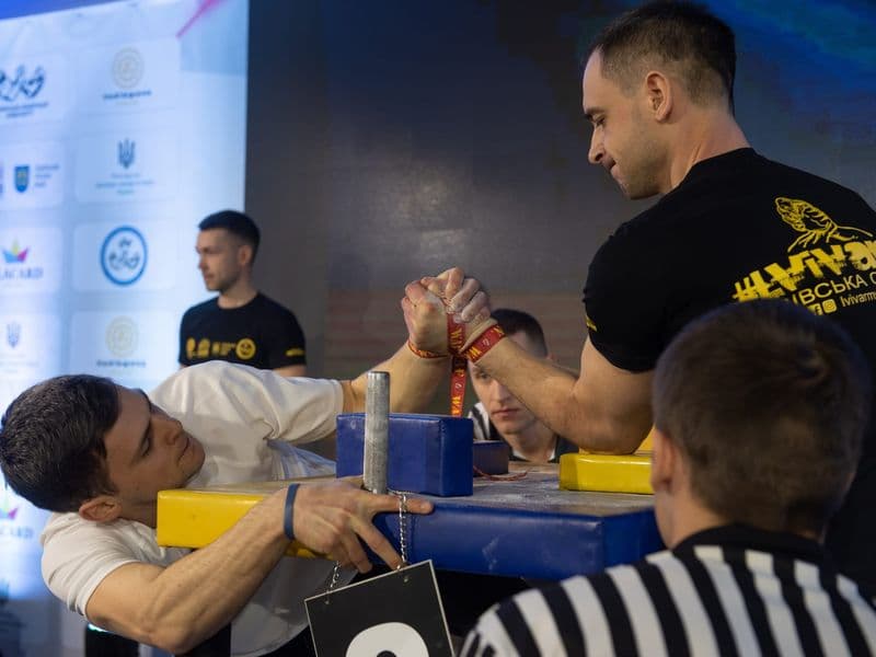 Чемпіонат України, день 1