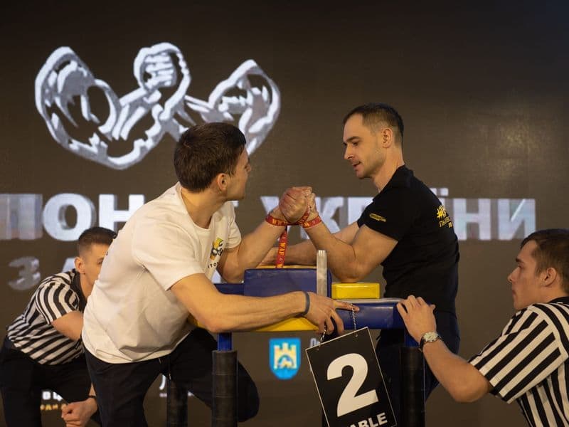 Чемпіонат України, день 1