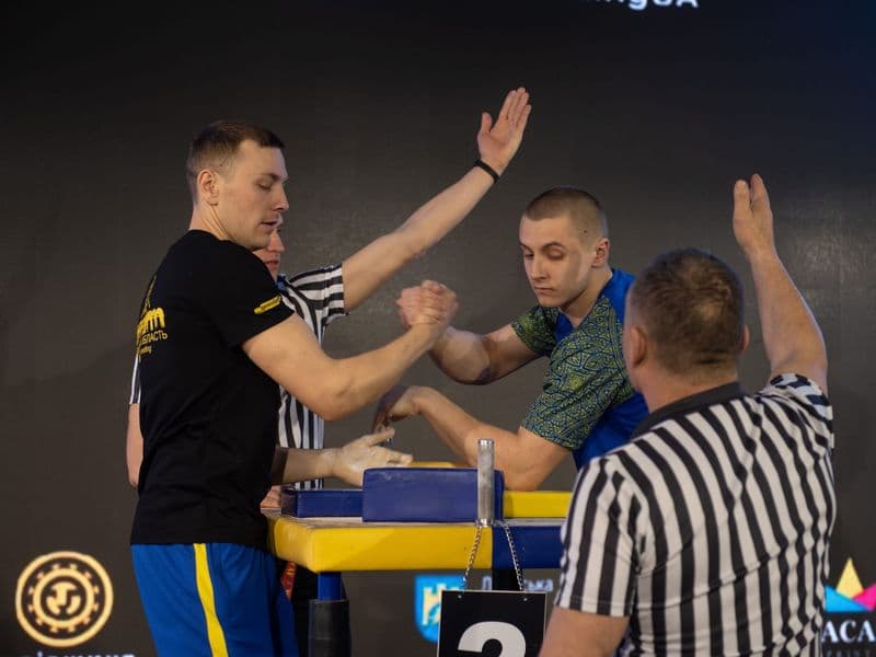 Чемпіонат України, день 1