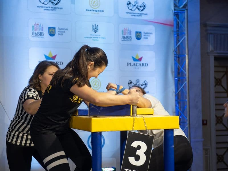 Чемпіонат України, день 1
