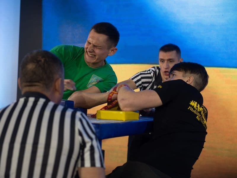 Чемпіонат України, день 1