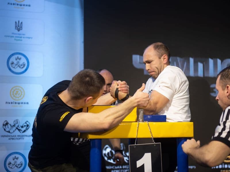 Чемпіонат України, день 1