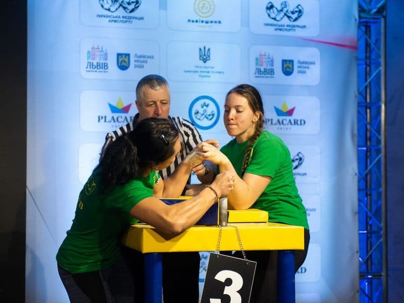 Чемпіонат України, день 1