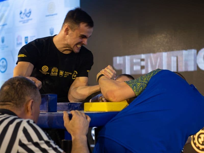 Чемпіонат України, день 1
