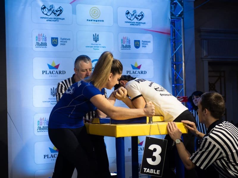 Чемпіонат України, день 1