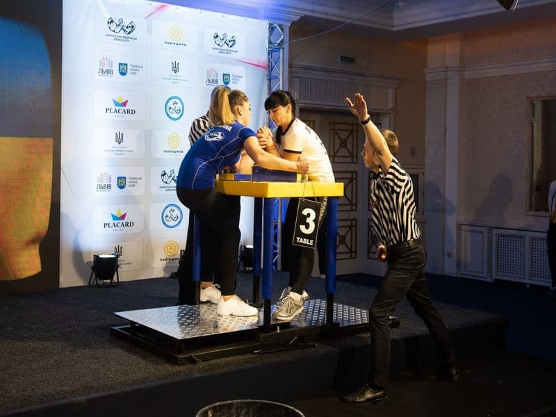 Чемпіонат України, день 1