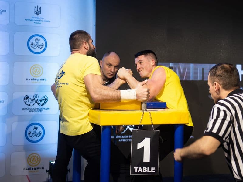 Чемпіонат України, день 1