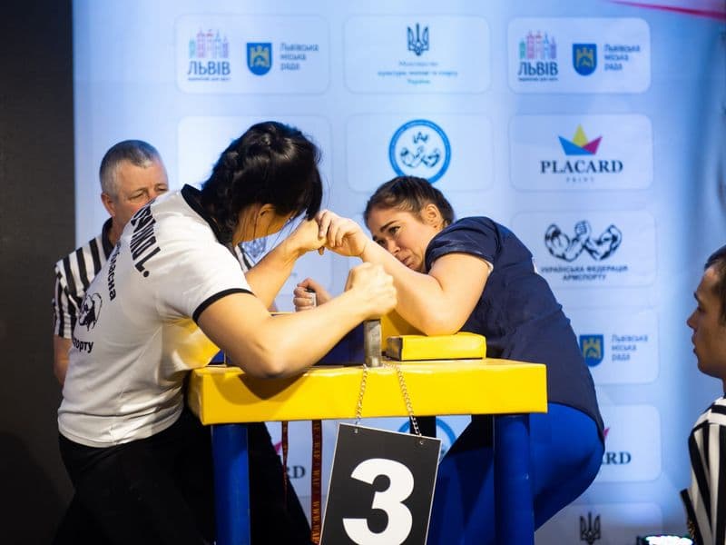 Чемпіонат України, день 1