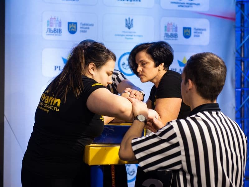 Чемпіонат України, день 1