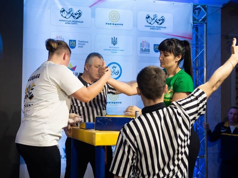 Чемпіонат України, день 1