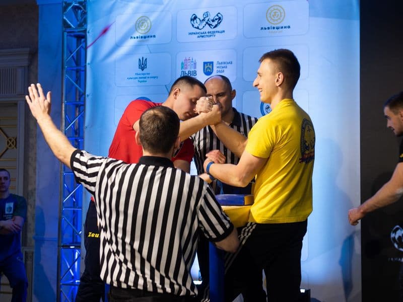 Чемпіонат України, день 1