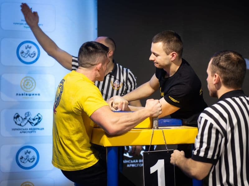 Чемпіонат України, день 1