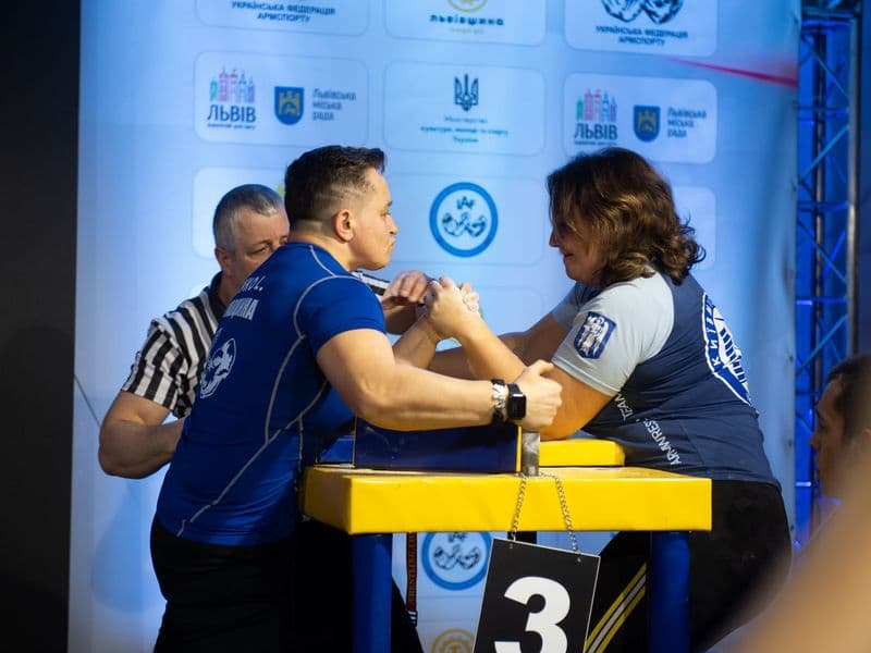 Чемпіонат України, день 1