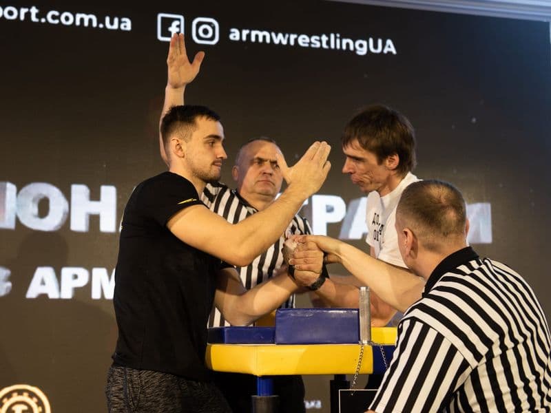 Чемпіонат України, день 1