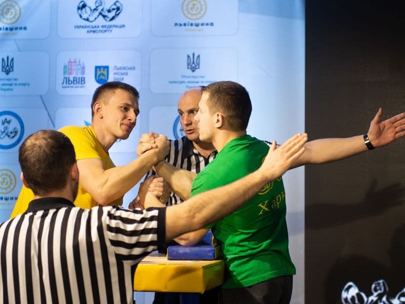 Чемпіонат України, день 1