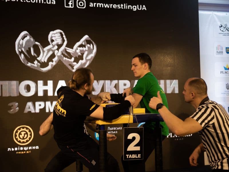 Чемпіонат України, день 1