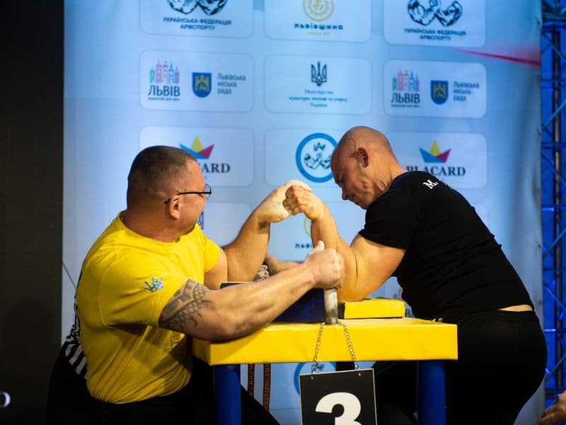 Чемпіонат України, день 1