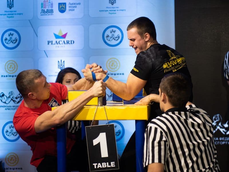 Чемпіонат України, день 1