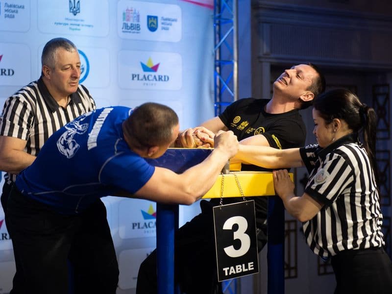 Чемпіонат України, день 1