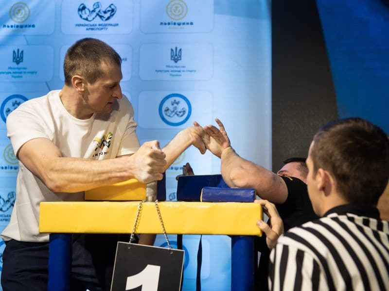 Чемпіонат України, день 1