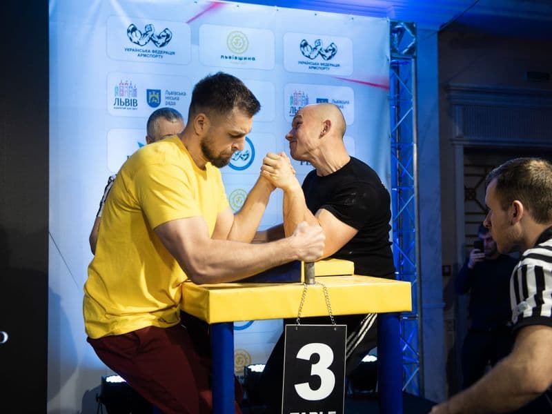 Чемпіонат України, день 1