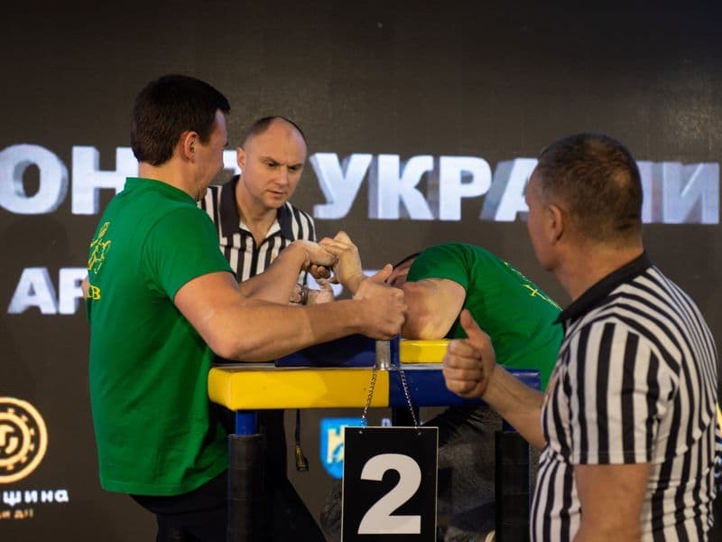 Чемпіонат України, день 1