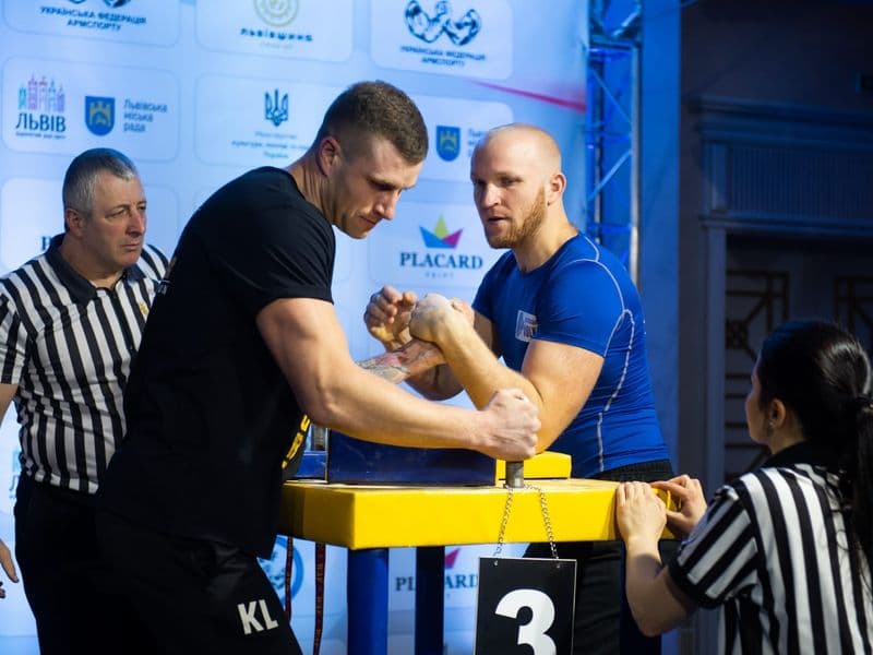 Чемпіонат України, день 1