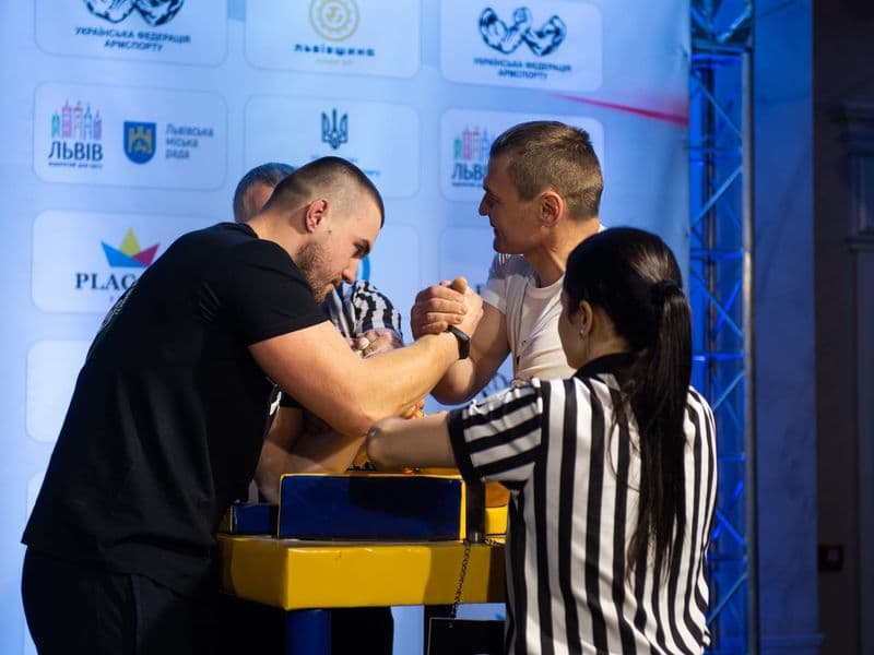 Чемпіонат України, день 1