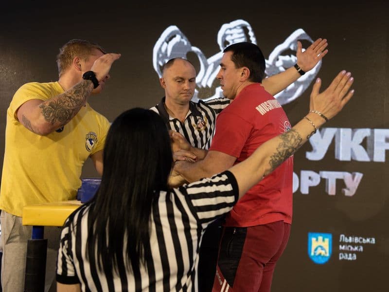 Чемпіонат України, день 1