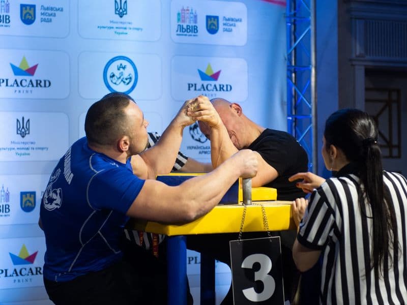 Чемпіонат України, день 1