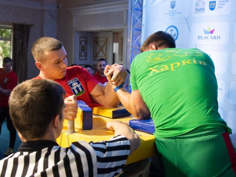 Чемпіонат України, день 1