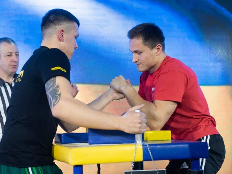 Чемпіонат України, день 1