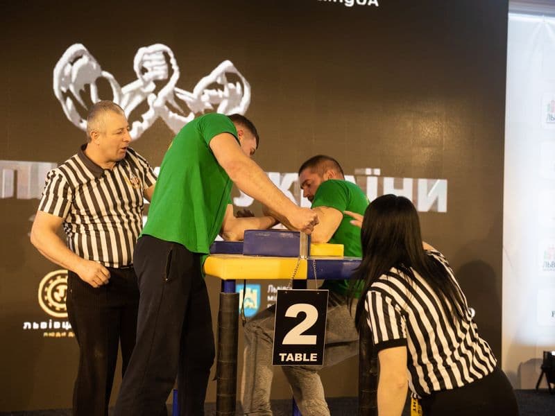 Чемпіонат України, день 1