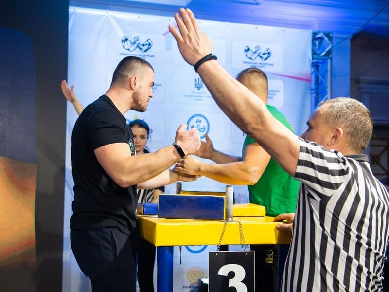 Чемпіонат України, день 1