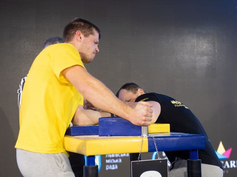 Чемпіонат України, день 1