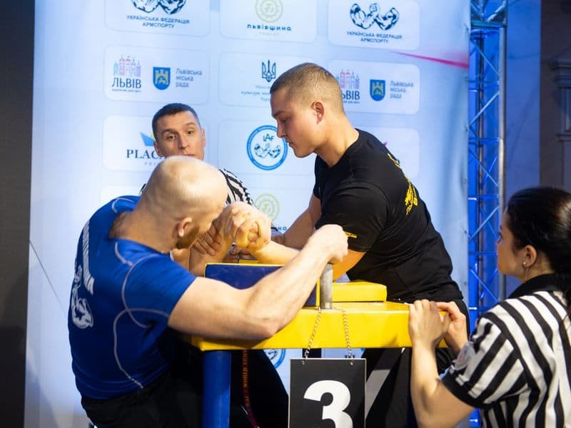 Чемпіонат України, день 1