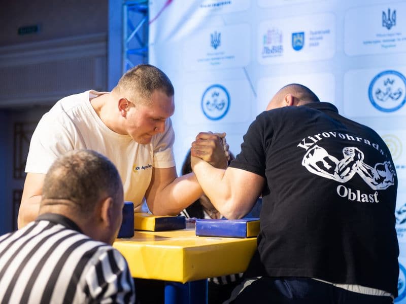Чемпіонат України, день 1