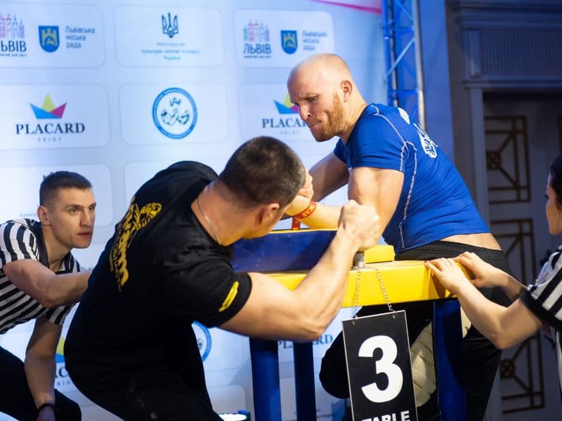 Чемпіонат України, день 1