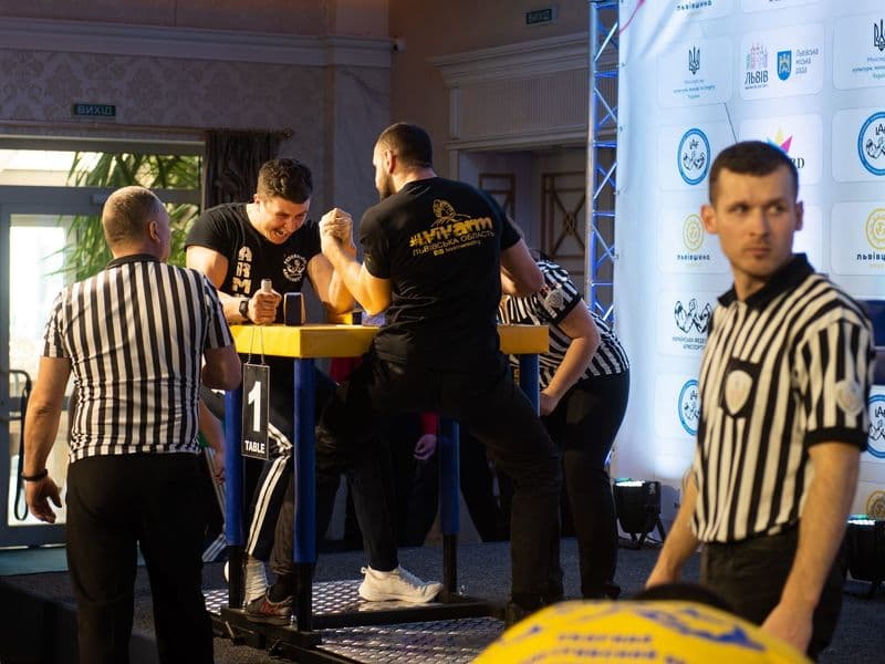 Чемпіонат України, день 1
